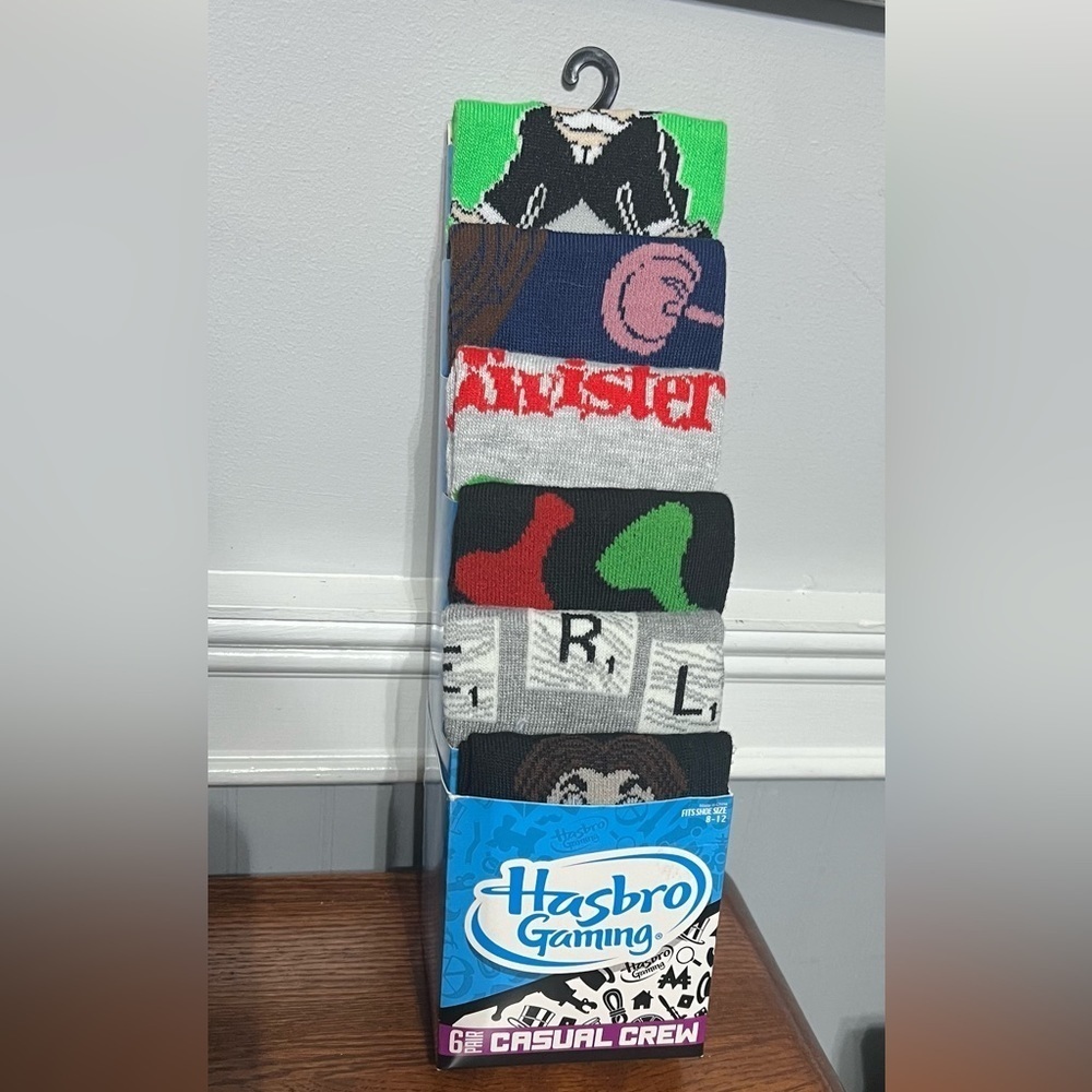NWT, Hasbro Men’s 6 Pairs of Crew Gaming Socks